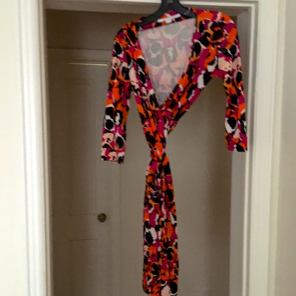 Beautiful authentic DvF Julian II dress